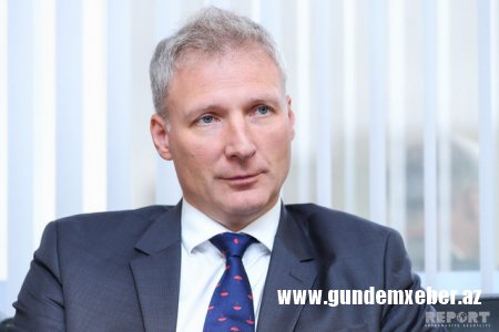 Səfir: “Azərbaycanda hər gün iqtisadi inkişafla bağlı nə isə görüb-eşidirəm”