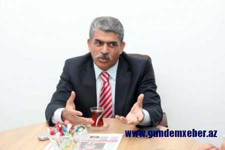 Sülhəddin Əkbər: “Putin çox hiyləgər gediş edir”