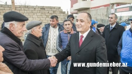 Seçicilər deputatlığa namizədə tapşırıqlar verir - FOTOLAR  