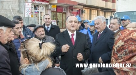 Seçicilər deputatlığa namizədə tapşırıqlar verir - FOTOLAR  