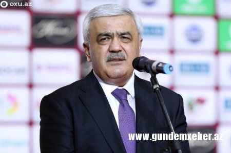Rövnəq Abdullayev: “SOCAR-ın dəstəyi ilə Gürcüstan ali məktəblərində təhsil alan azərbaycanlıların sayı artıb”