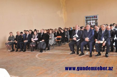 İRADƏ GÜLMƏMMƏDOVA GÜZDƏK QƏSƏBƏSİNDƏ SƏYYAR QƏBUL KEÇİRDİ -​ FOTO