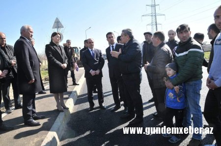 Abşeronda iki qəsəbəni birləşdirən yol yenidən qurulur – Başçı əraziyə gəldi (FOTOLAR)