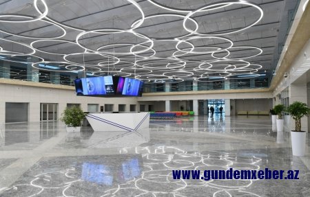 İlham Əliyev “Yeni klinika” tibb müəssisəsinin açılışında iştirak edib - YENİLƏNİB