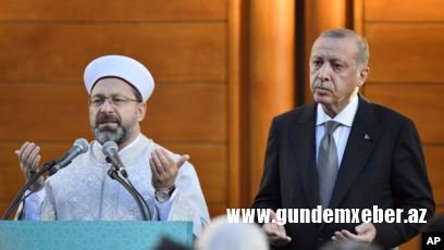Türkiyənin din xadiminin homoseksuallığa dair fikirləri narazılıqlara səbəb olub