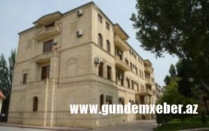 Müasir İnnovasiyalar Liseyində qalmaqal – “Dərs deməyib, pul istəyir”