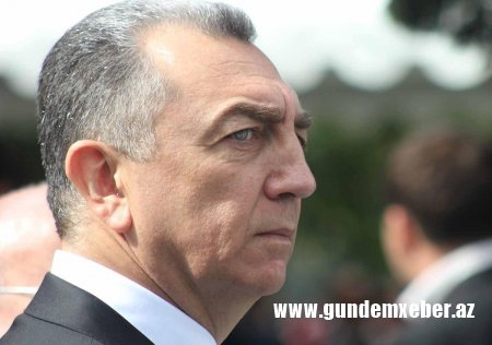 Eldar Əzizov Qaradağın icra başçısına töhmət verilməsinə münasibət bildirdi