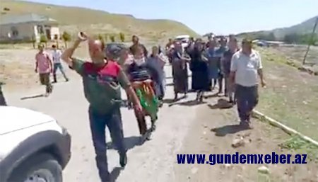 Agcakənddə məskunlaşan Xocalı köckünləri SU deyə dad edirlər - VİDEO