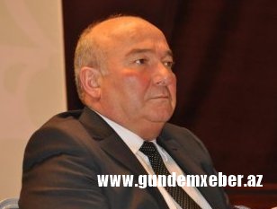Asif Ağayev şikayətçiləri videoformatda da qəbul etmir... - GİLEY