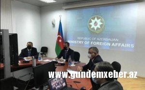 Ceyhun Bayramov xaricdəki diplomatik nümayəndəliklərin rəhbərləri ilə video konfrans keçirdi
