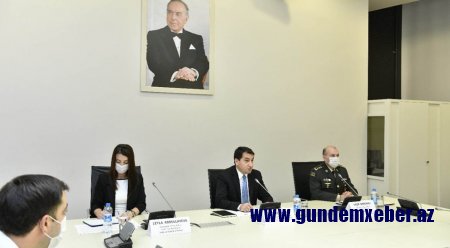 Hikmət Hacıyev: "ABŞ Konqresindəki bəzi şəxslər tamamilə erməni lobbisinin əsirliyi altındadır"