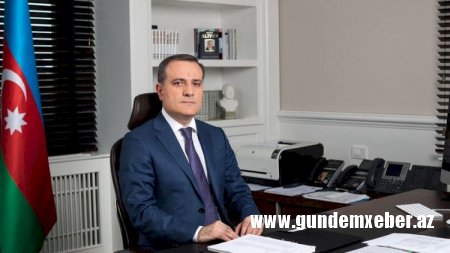 Ceyhun Bayramov Rusiyaya getdi