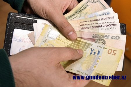 Rublun ucuzlaşması Azərbaycana üç istiqamətdə təsir edəcək
