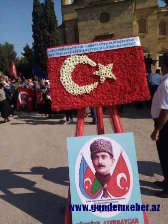 Milliyətçilər Türk şəhidlərini ziyarətdən sonra, mənəvi qərargahlarına toplaşdılar - FOTOLAR