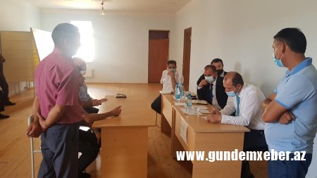 Razi Nurullayev: "Rayonda bu qədər narazılıq, bu qədər problem olar?"  -  Foto