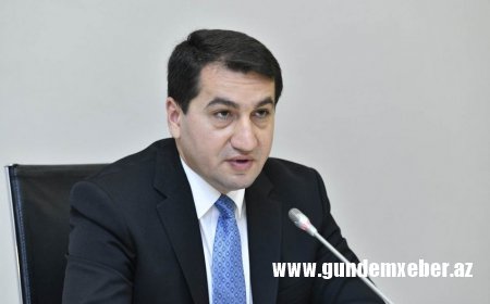 Hikmət Hacıyev: "Terrorçuların Qarabağa gətirilməsi kanalları üzərində iş aparılır"