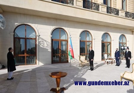 İlham Əliyev Pakistanın Azərbaycanda yeni təyin olunmuş səfirinin etimadnaməsini qəbul etdi