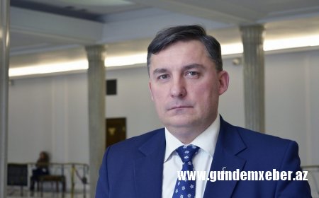 Polşalı deputat: "Qarabağla bağlı beynəlxalq hüququn tələbləri yerinə yetirilməlidir"