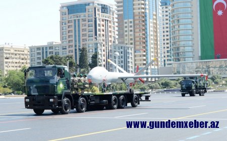 Zəfər paradında “İtiqovan”, “Bayraktar” və “Harop” PUA-ları nümayiş olunub