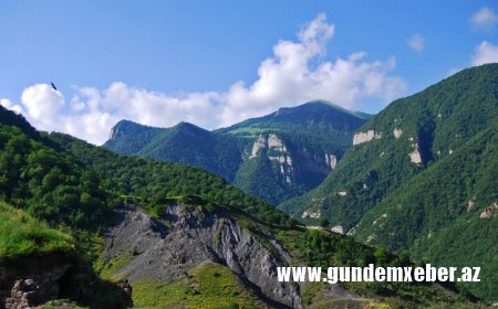AMEA: Ermənilər Kəlbəcərdə mineral su bulaqlarını istismar edib