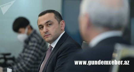 Çarpayılar və dərman satılır, vaksin oyunu gedir, TƏBİB isə mürgüləyir - Ölkədə KORONA BAZARI