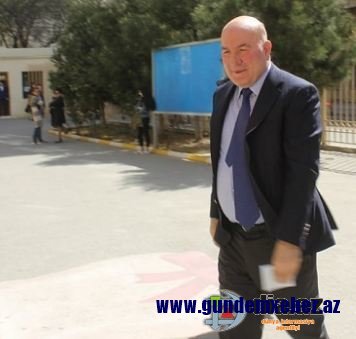 Elman Rüstəmovun heç vecinə deyil - "Məntiqsiz qərarlar zatən qara bazarı dirçəldir"