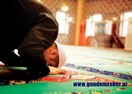Məscidlərdə namaz hansı qaydalarla qılınacaq?