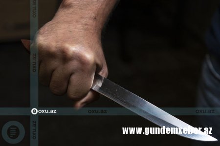 Məhkəmə önündə boğazı kəsilən qadın üç uşaq anası imiş