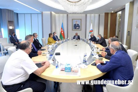 SOCAR-ın işdən azad olunan rəhbər vəzifəli şəxsləri ilə görüş keçirilib
