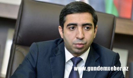 İLGİNC İDDİA: Ramin Bayramlının qələmini qıran Zaur Əliyev imiş...