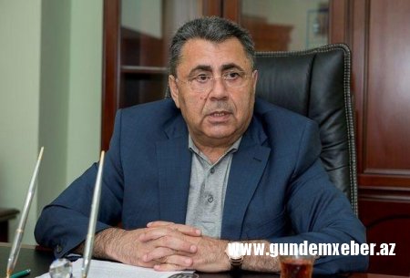 ŞEYXİN DEPUTAT QARDAŞI ÖZÜNÜ GÜLÜŞ OBYEKTİNƏ ÇEVİRDİ - "Azərbaycan” sözünü düzgün yaza bilmir + FOTO