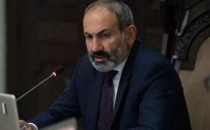 Nikol Paşinyan müdafiə nazirinin dəyişdirilməsinin səbəbini açıqlayıb