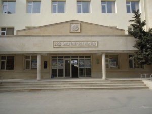 Suraxanı məktəblərində kriminal ünsürlər dolaşır