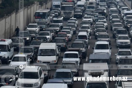 Bakının əsas küçə və prospektlərində tıxac var: Avtobuslar gecikir