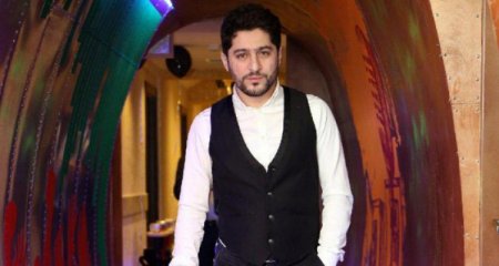 Əməkdar artist boşanıb, ikinci dəfə evlənir