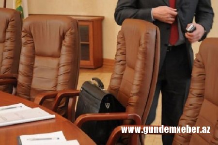 Daha bir nazirin görəvdən alınacağı deyilir... - İLGİNC GƏLİŞMƏ