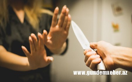 Bakıda qadın qətlə yetirilib, qardaşı və anası xəsarət alıb