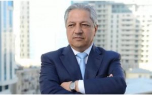 Cavanşir Feyziyev Mətbuat Şurasının İdarə Heyətindən istefa verib
