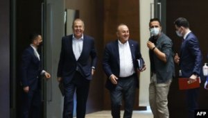 Türkiyə Ukrayna və Rusiya xarici işlər nazirlərinin görüşünə ev sahibliyi edəcək