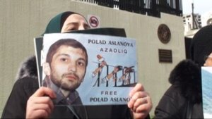Polad Aslanovun səhhətində problem yaranıb
