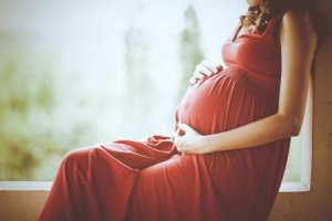 Gənc ananın ölümünə baiskar olan genekoloq CƏZALANACAQMI? - Hadisə ətrafında ŞOK FAKTLAR