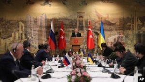 İstanbul danışıqları - Rusiya Kyiv və Çerniqov istiqamətlərində hərbi aktivliyin kəskin azaldığını açıqlayıb