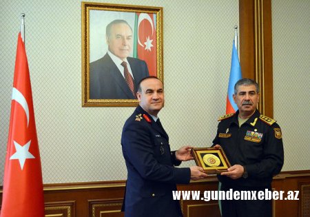 Zakir Həsənov Türkiyə ordusunun kəşfiyyat rəisi ilə görüşdü - FOTO