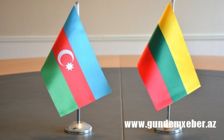 Litva Prezidenti və xanımının şərəfinə rəsmi ziyafət verilib