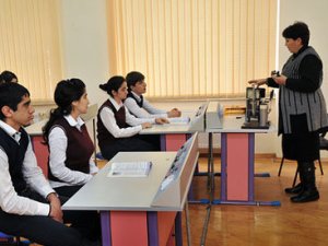 Azərbaycandakı özəl məktəblərdə təhsil haqqı niyə bu qədər yüksəkdir? - HƏQİQƏTƏN DƏ...
