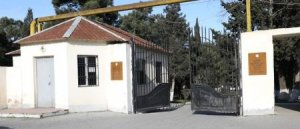 Ağciyər Xəstəlikləri İnstitutunun yeni direktoru həkimi bloklayıb - FOTO