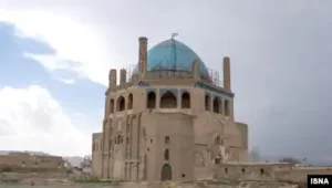 Zəncanın tarixi Sultaniyyə türbəsinə çoxlu ziyan dəyib