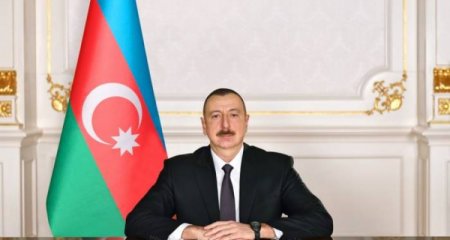 İlham Əliyev bir qrup dövlət qulluqçusunu təltif edib - Siyahı