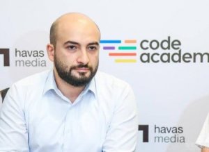 Azərbaycanın Zuckerberqi, yoxsa Təhsil Nazirliyin sevimlisi? – Ülvi Aslanovun “karyera kodu”...
