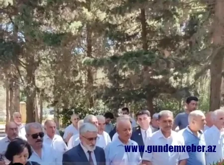 AXC-nin 33-cü il dönümü münasibətilə KXCP toplantı keçirdi - FOTOLAR